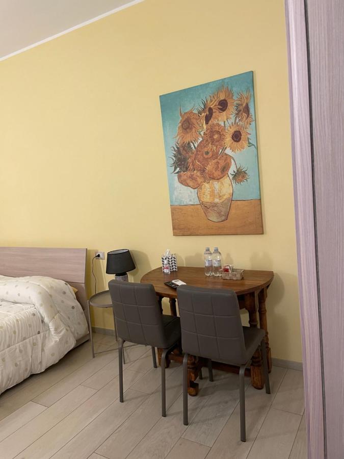 Rosy Apartment